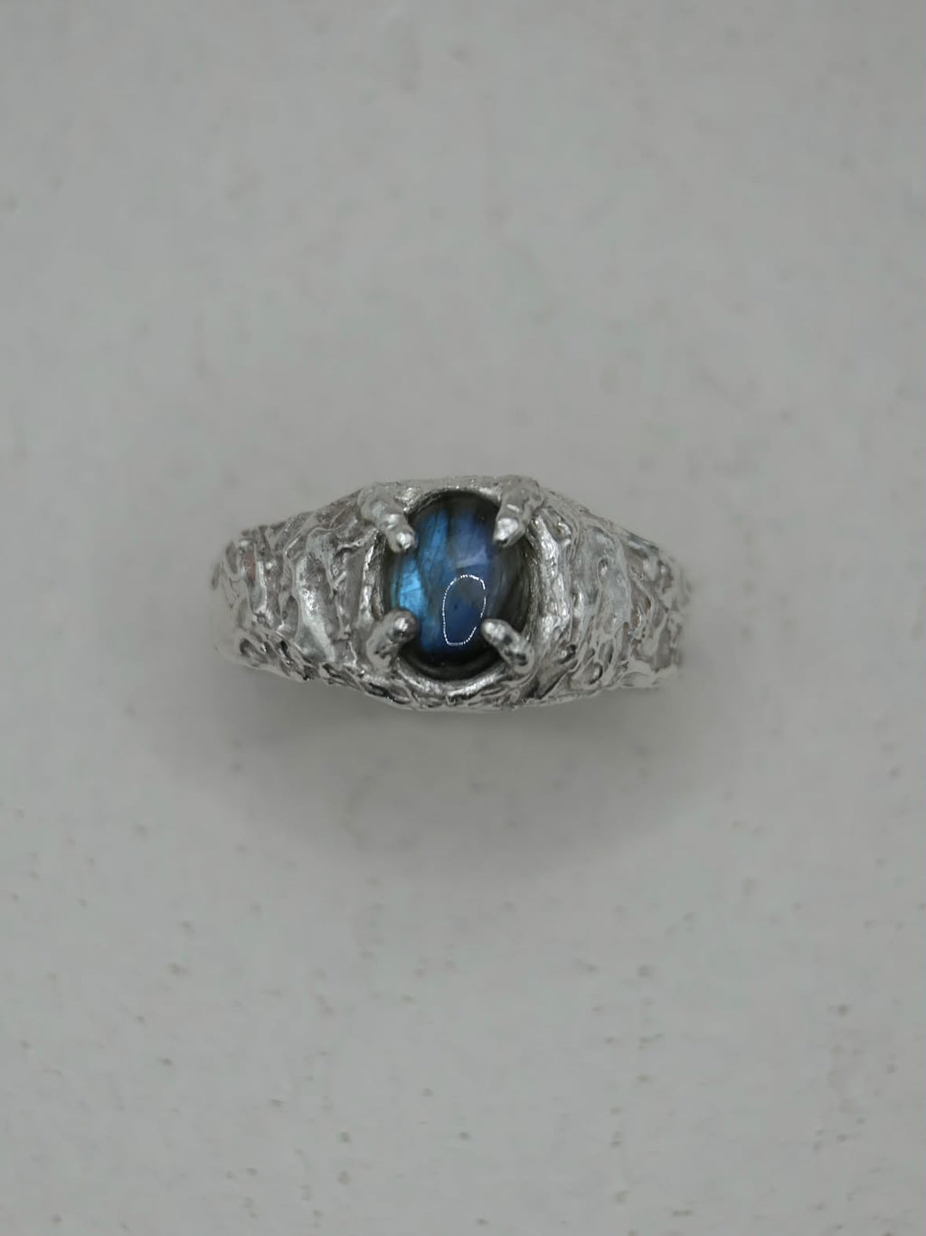 LABRADORITE RING