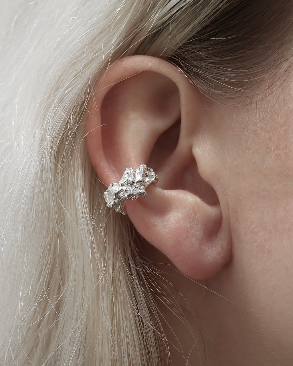 ANOMALY EAR CUFF