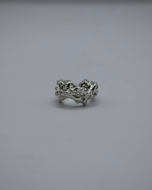 ANOMALY EAR CUFF